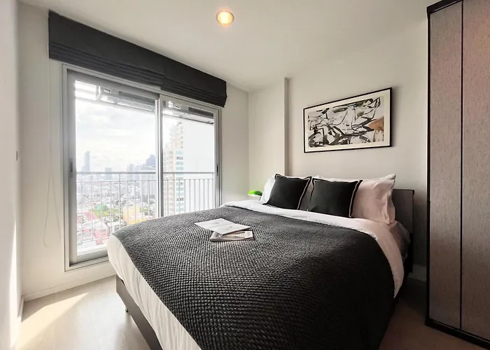 Near Bts L Prime Sathorn Cbd L Sauna 公寓